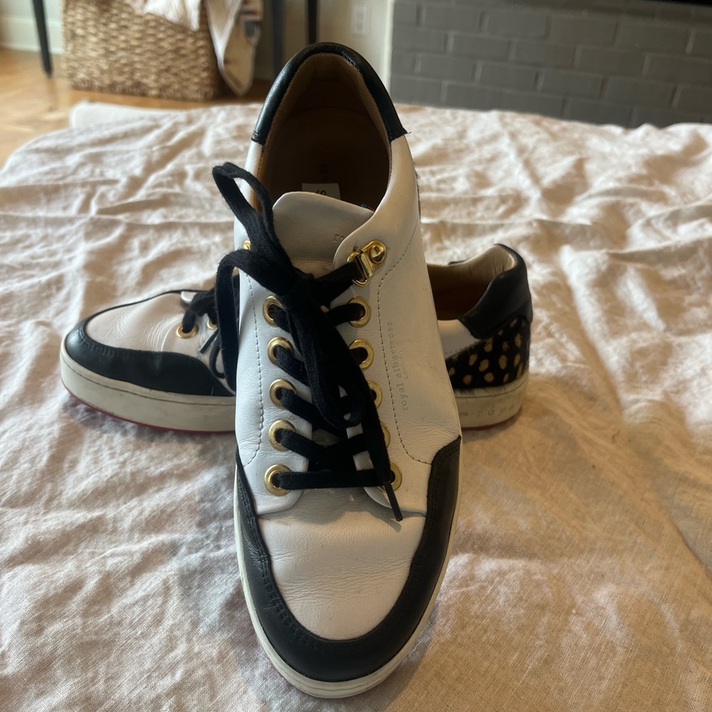 Hand Crafted Black and White Women's Shoes